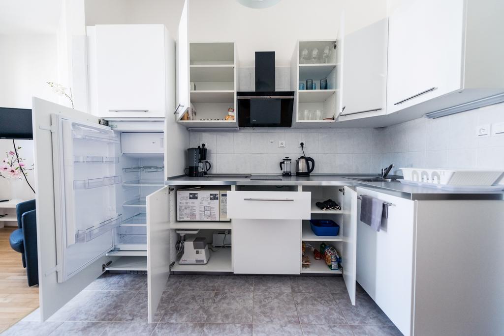 Modern Apartment Riegrovy Sady Prag Rum bild